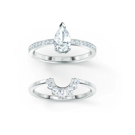 5572656  High quality Swarovski ring with original logo.