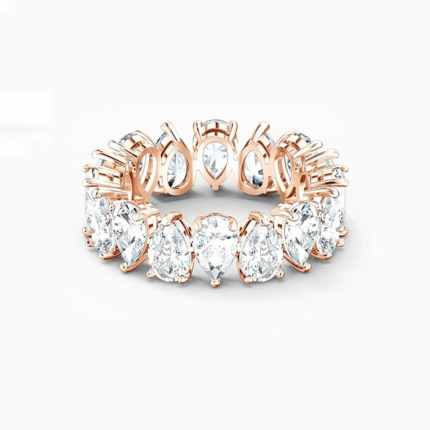 5585425  High quality Swarovski ring with original logo.