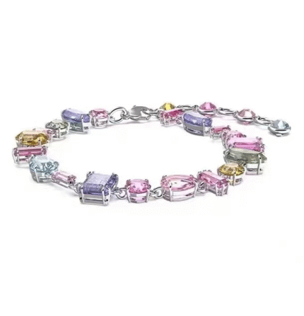 5622090  High quality Swarovski bracelet with original logo.