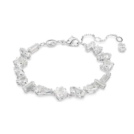 5675844  High quality Swarovski bracelet with original logo.