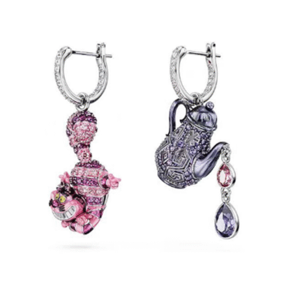 5682806  High quality Swarovski earrings with original logo.