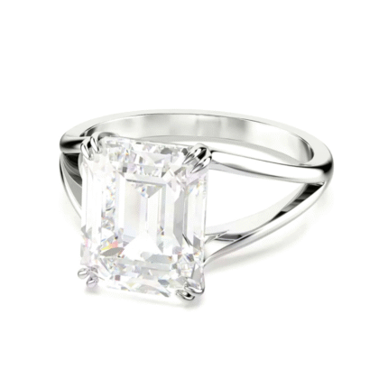 5697984  High quality Swarovski ring with original logo.